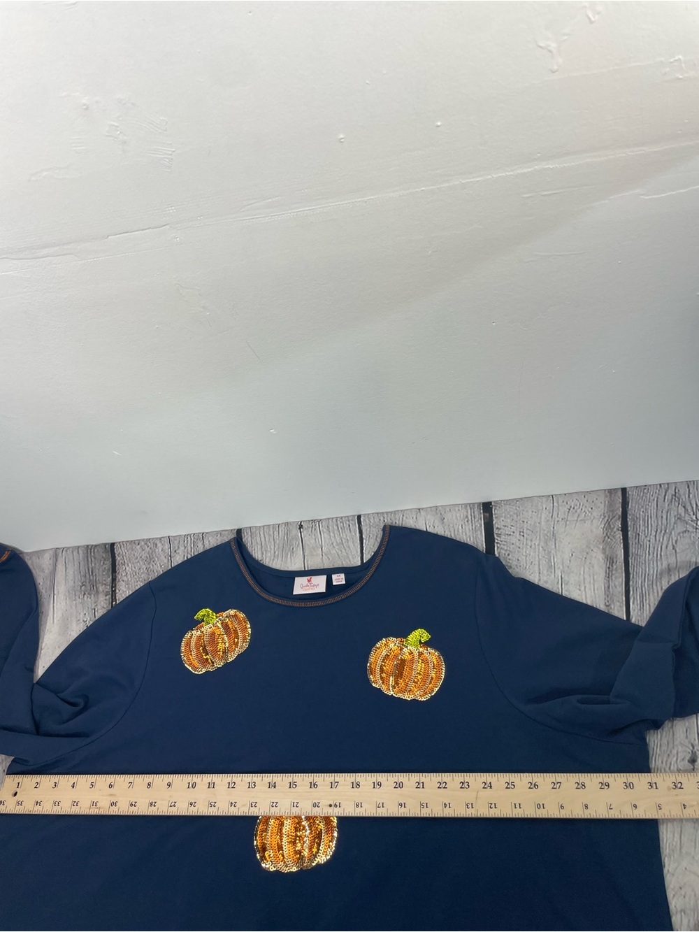 Quacker Factory Kisses of Autumn Sequin French Terry Top Pumpkins size 2X - Picture 15 of 16